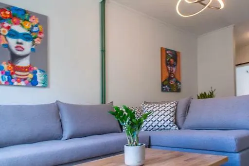 Filippos Apt